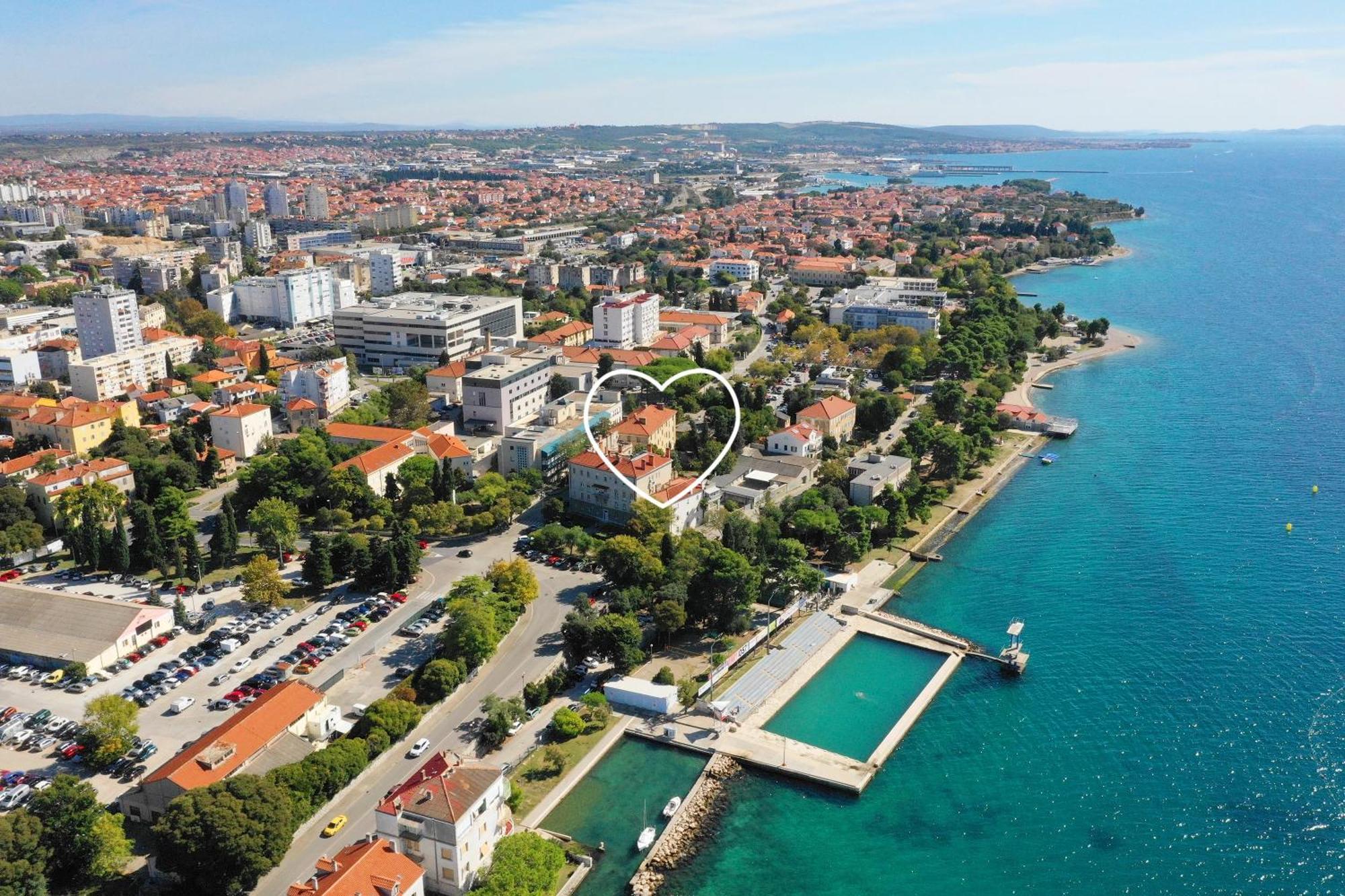 & Kolovare 1, * Zadar